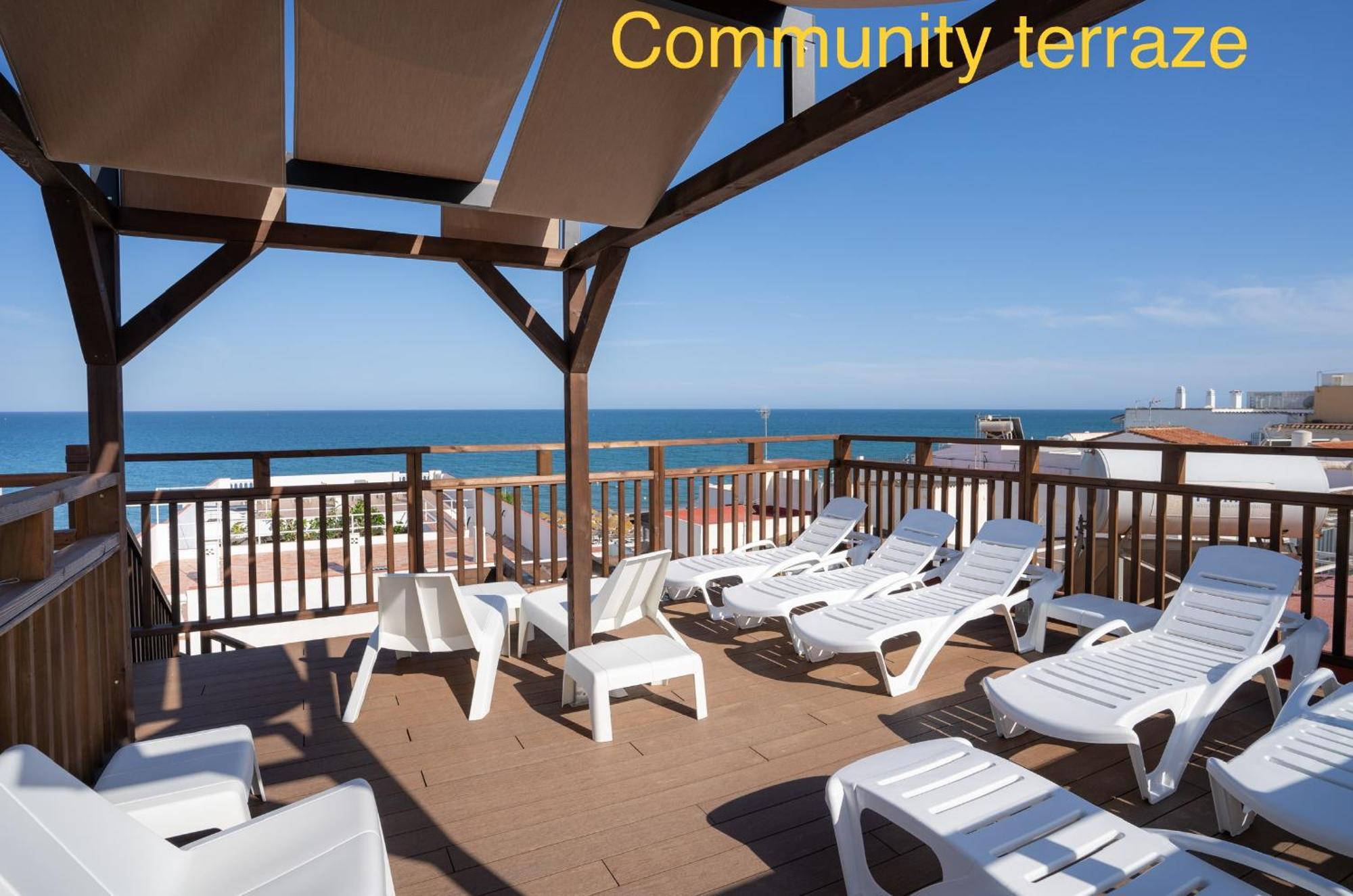Playa Carihuela Estudio Rey El Carmen ตอร์เรโมลิโนส ภายนอก รูปภาพ